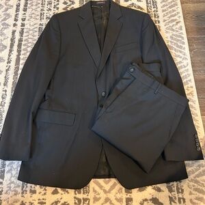 Men’s Stafford Black Suit